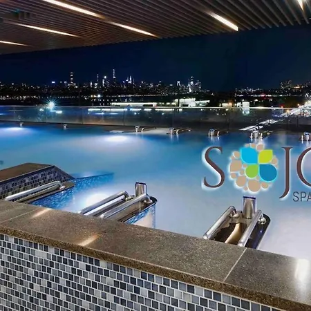 Rosy Retreat With Nyc Views By The Train, Free Parking, 3 Beds, 20 Percent Off 7 Days Apartment Newark Exterior photo