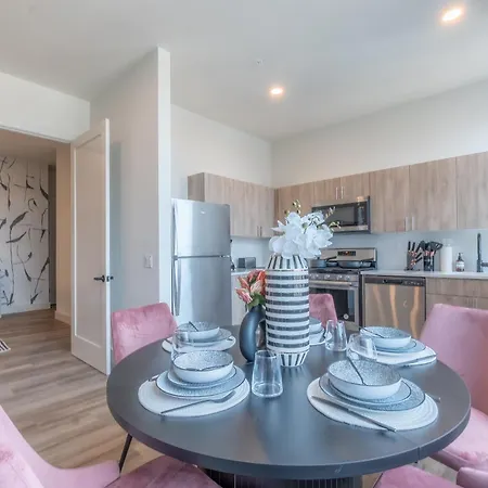 Rosy Retreat With Nyc Views By The Train, Free Parking, 3 Beds, 20 Percent Off 7 Days Apartment Newark Exterior photo