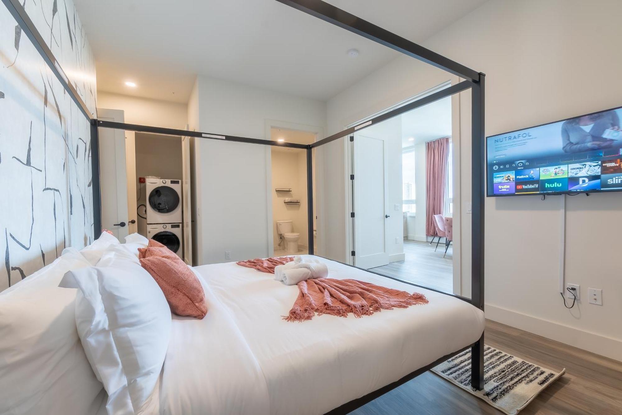 Rosy Retreat With Nyc Views By The Train, Free Parking, 3 Beds, 20 Percent Off 7 Days Apartamento